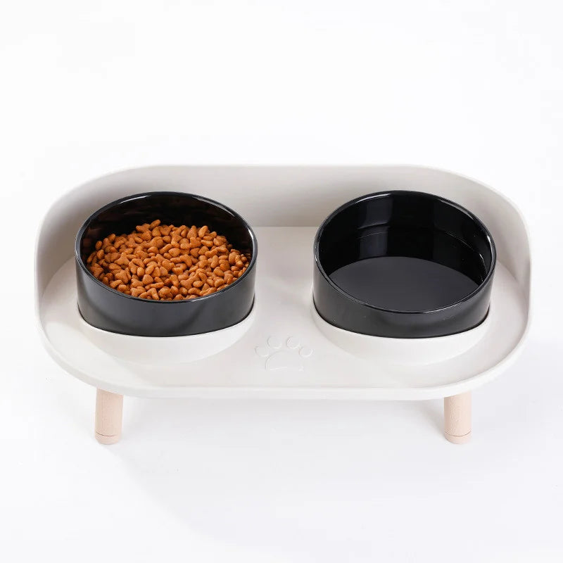 Comedero Elevado e Inclinado para Gatos – Negro / Beige
